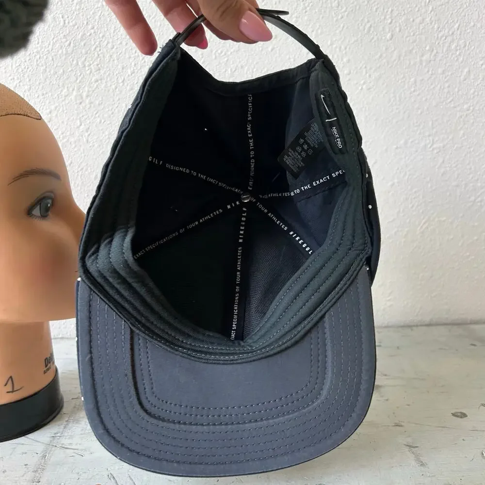 Nike Pro Dri-FIT wide brim Black Polka Dot Snapback Hat Golf sporty athletic